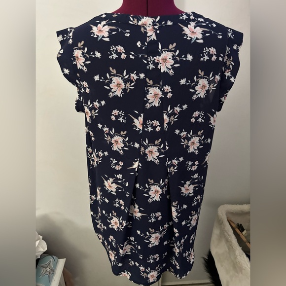 EUC Pleione Floral Navy Women's Top, Size M - Picture 3 of 3